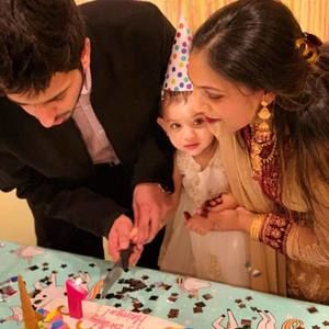 Meet your Posher, Nooria